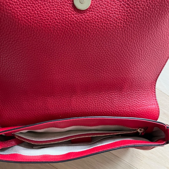 Gucci Red Soho Leather Chain Shoulder Bag - Picture 3 of 3
